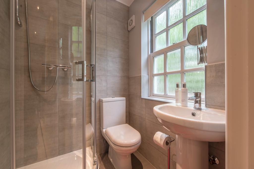 Urban Living'S - The Larkin Apartment Oxford Ngoại thất bức ảnh